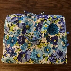 Vera Bradley Hanging Travel Organizer